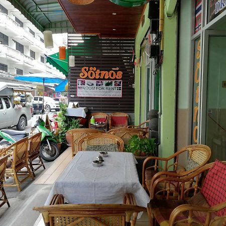 Soetnos Hotel Jomtien Beach Exterior photo