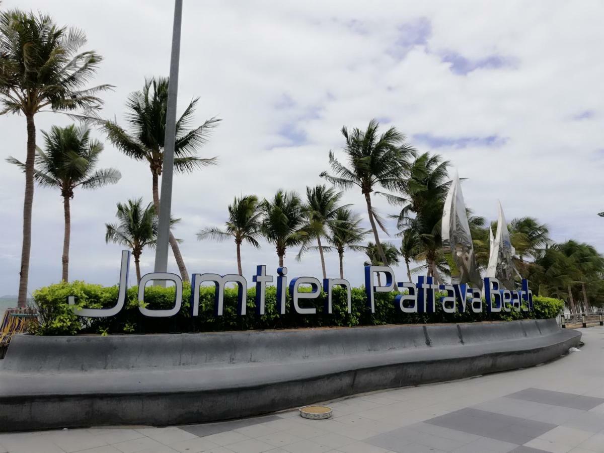 Soetnos Hotel Jomtien Beach Exterior photo